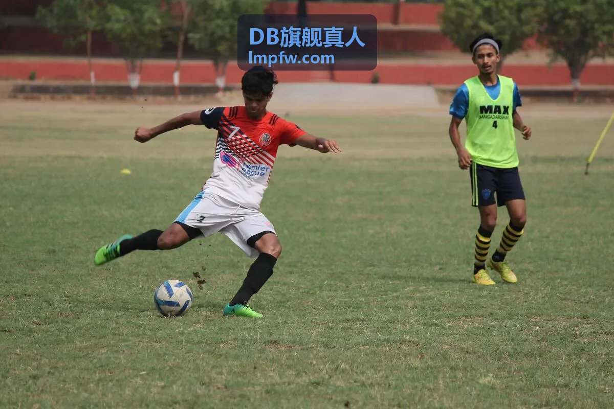 DB旗舰真人 真人百家乐旗舰厅